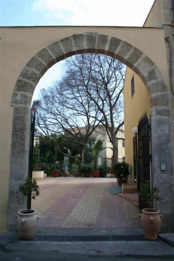 Hotel D Orleans 49/51