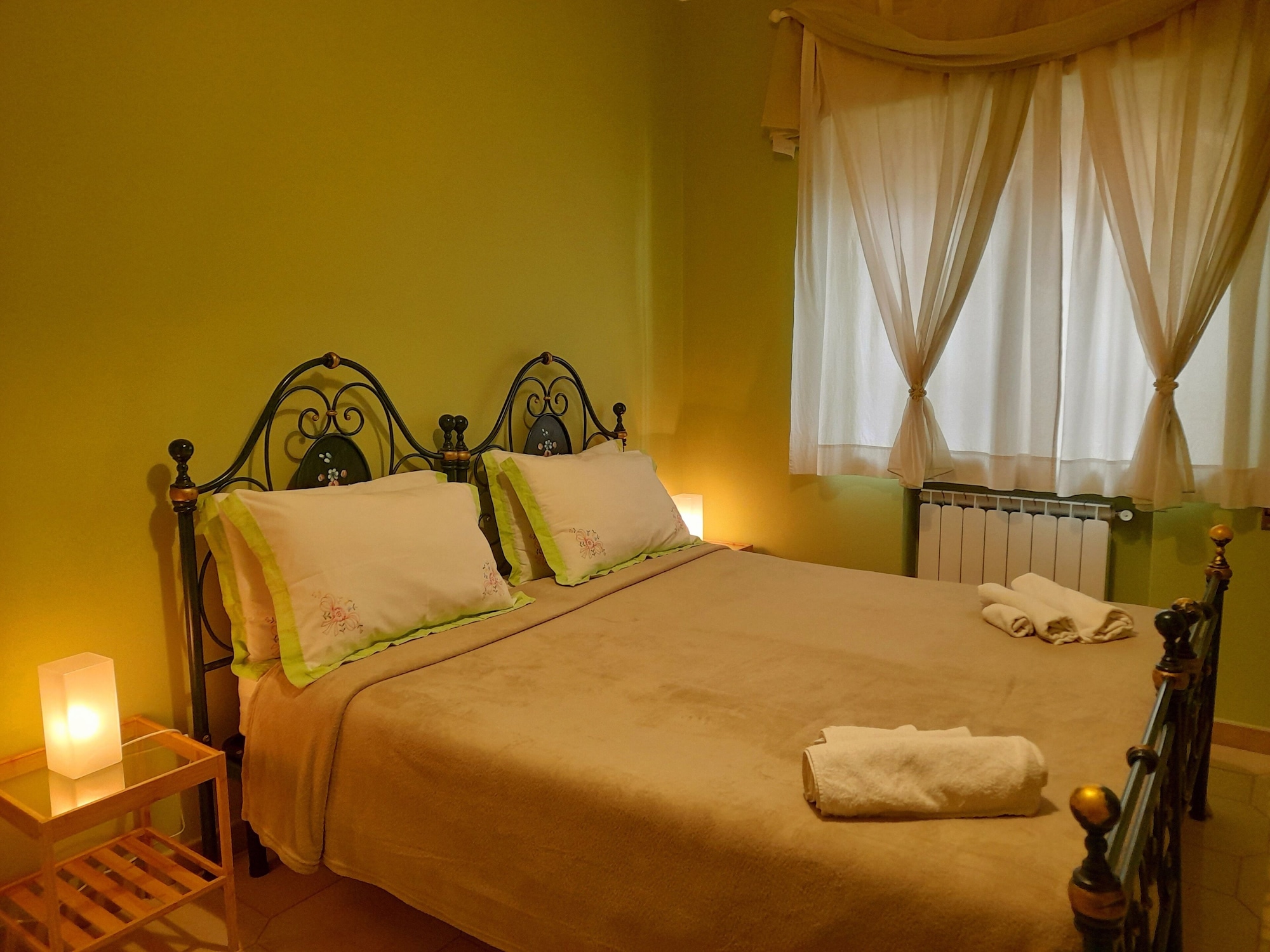 STANDARD, SINGLE, TWIN BEDS