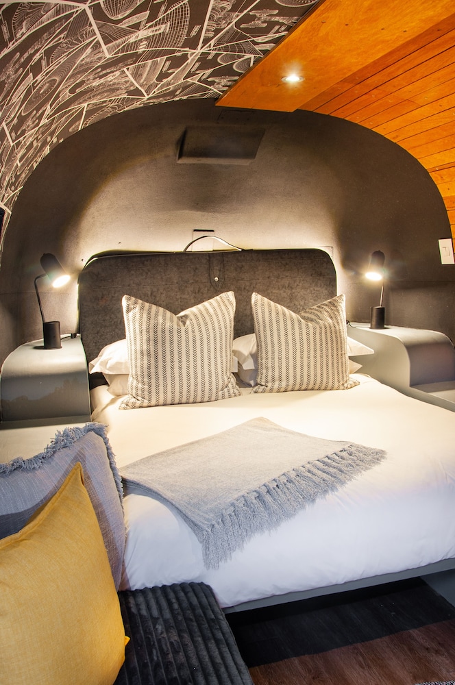 The Grand Daddy Boutique Hotel 32/84