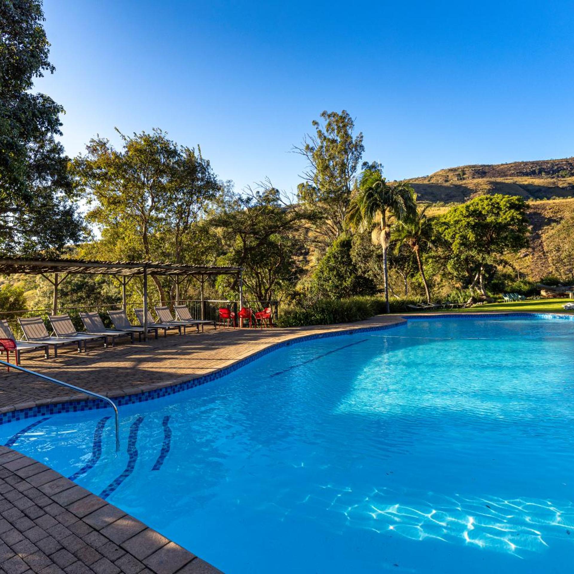 The Cavern Resort & Spa 25/50