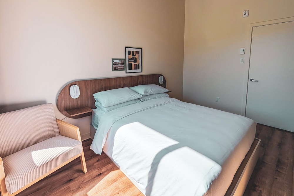 Luxury, Apartment, 2 Bunk Beds, 2 Queen Beds