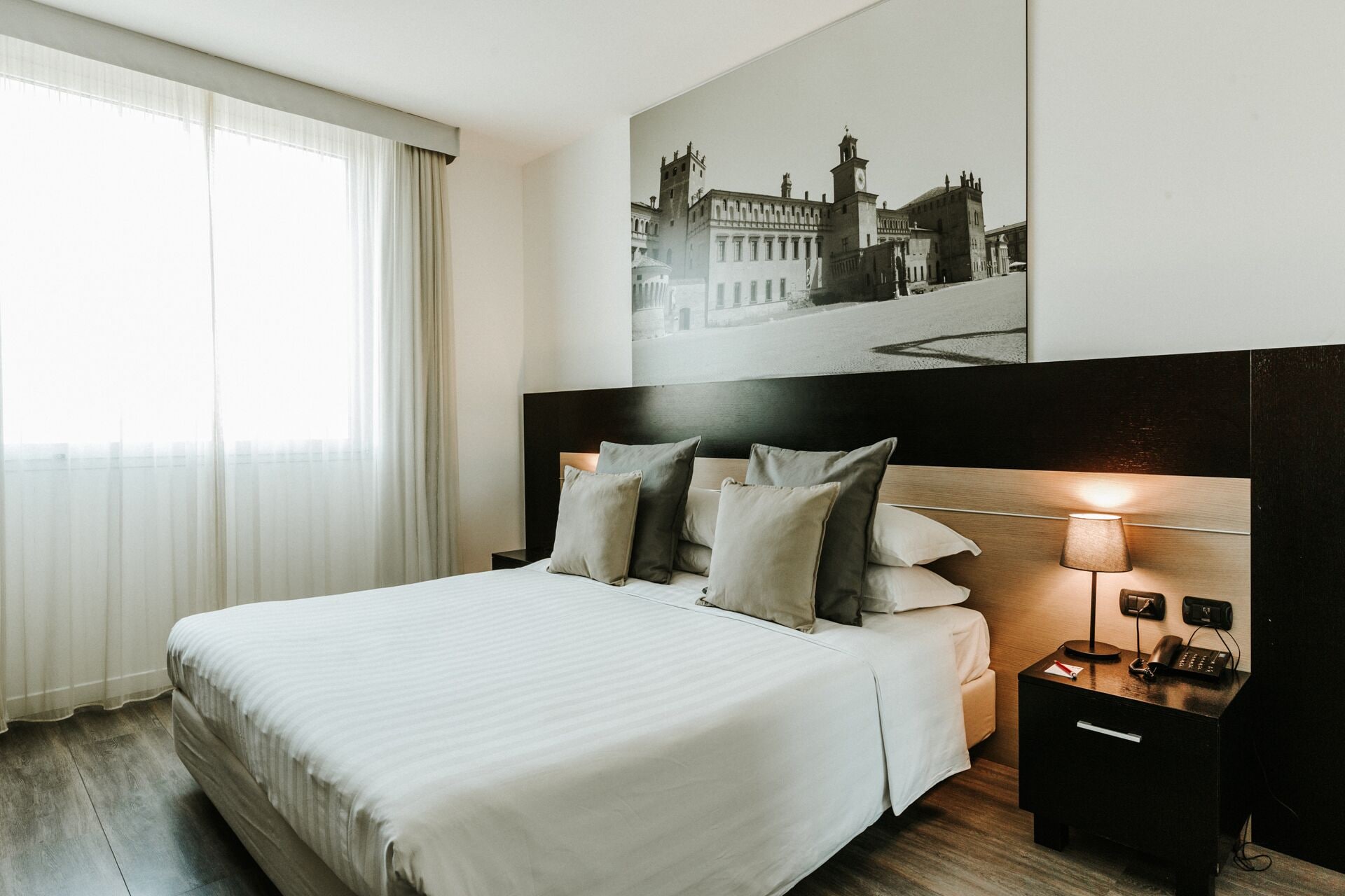 SUPERIOR, DOUBLE BED