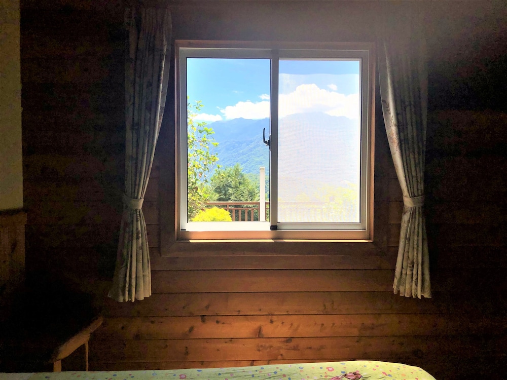 Aurora Villa 22/50