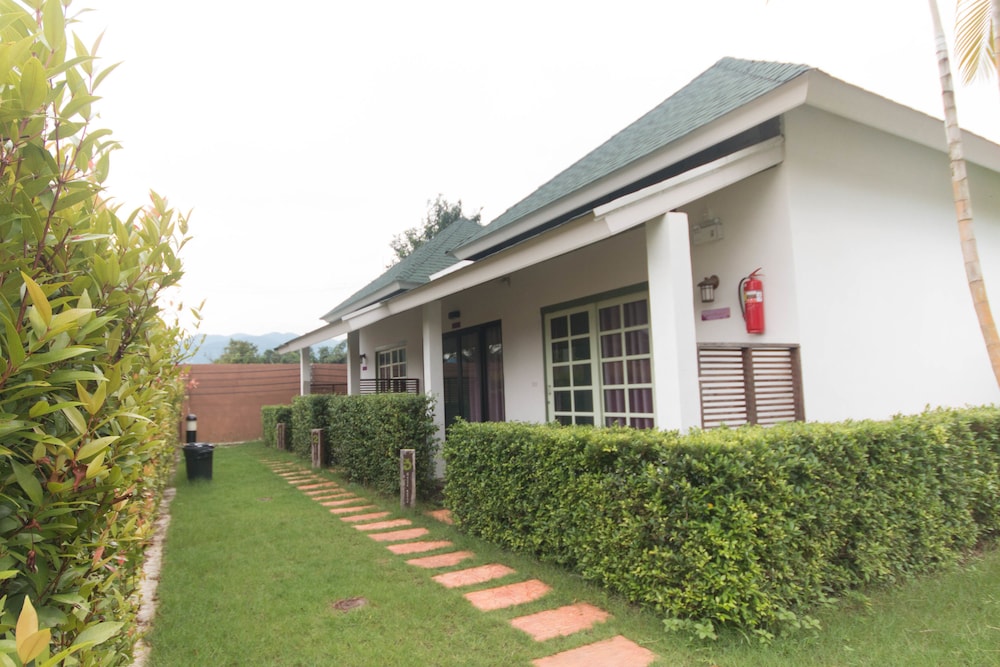 IP Plus Resort Chanthaburia - Halal Hotel 60/65