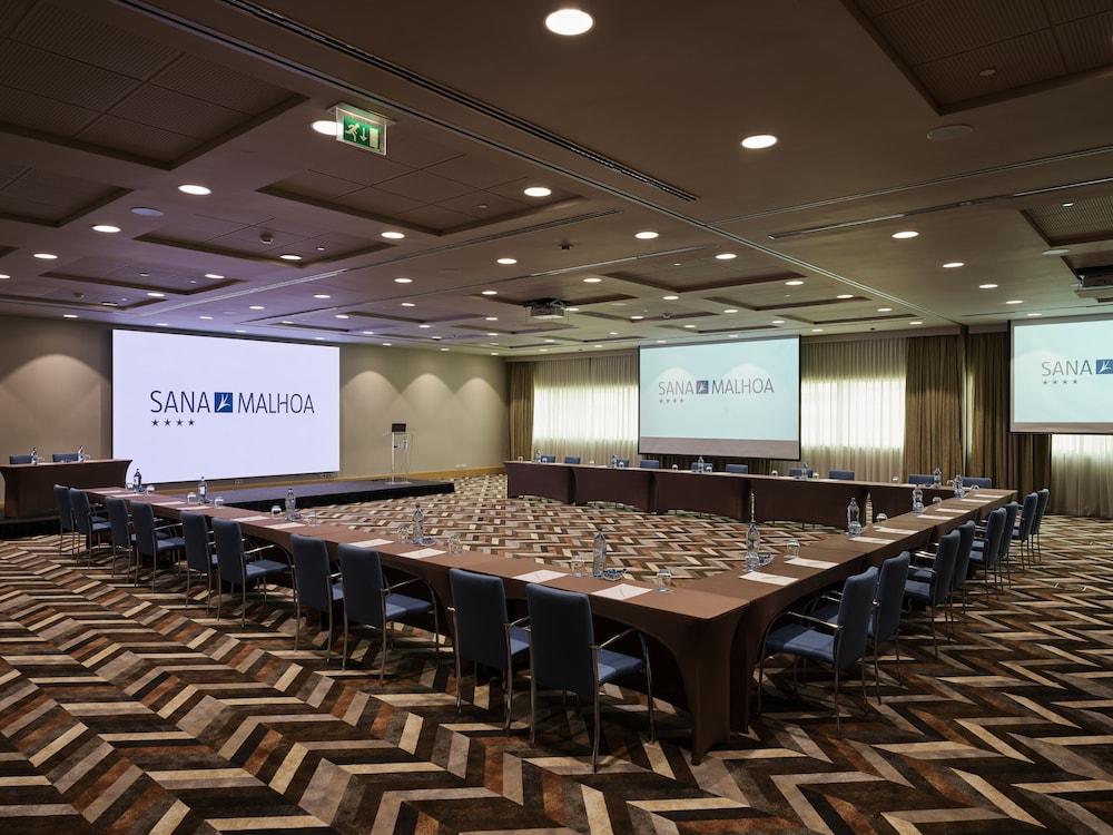 Sana Malhoa Hotel 61/71