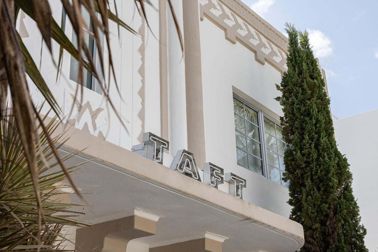 Kenmore Village Hotel, South Beach in MIAMI BEACH - FL