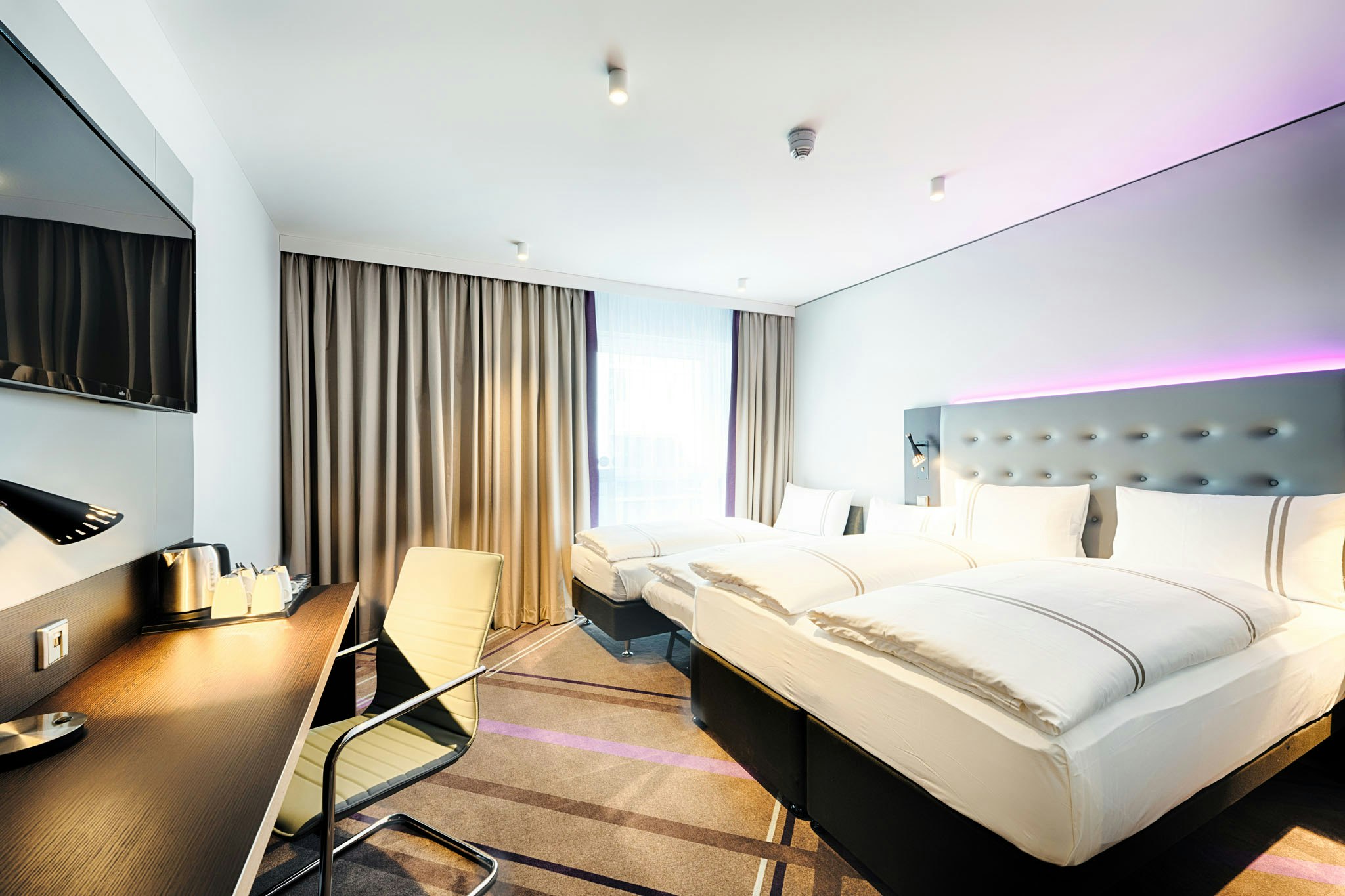 Premier Inn Darmstadt City Centre 22/45