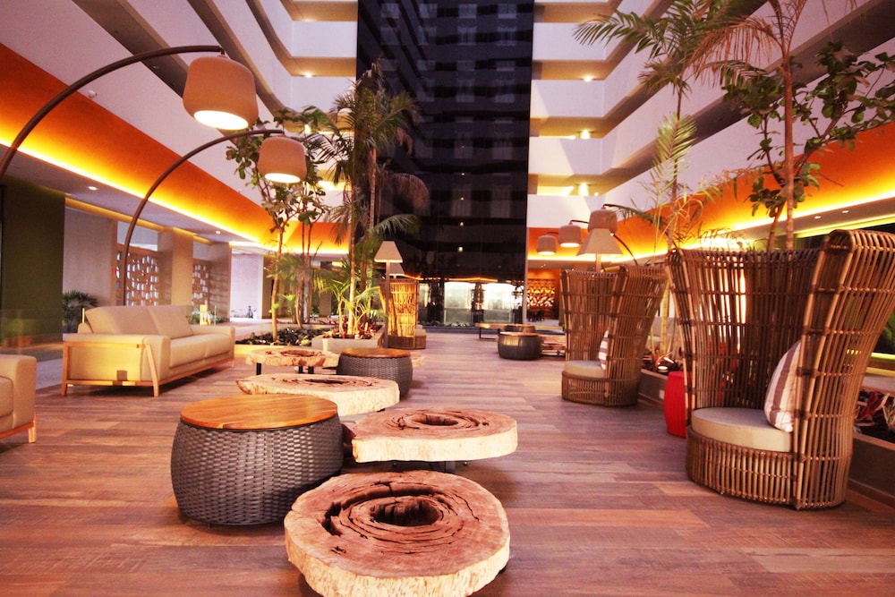 Hot Beach Resort 43/71