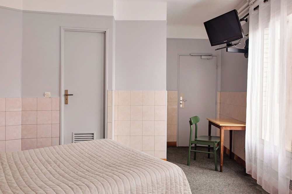 Hotel de la Comete 52/100