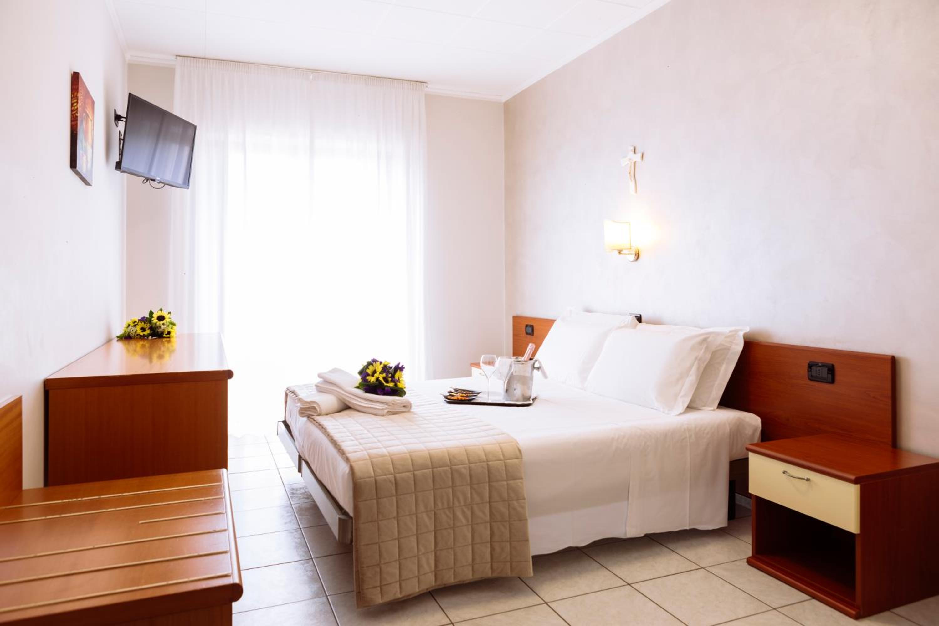 Hotel Leon 19/50
