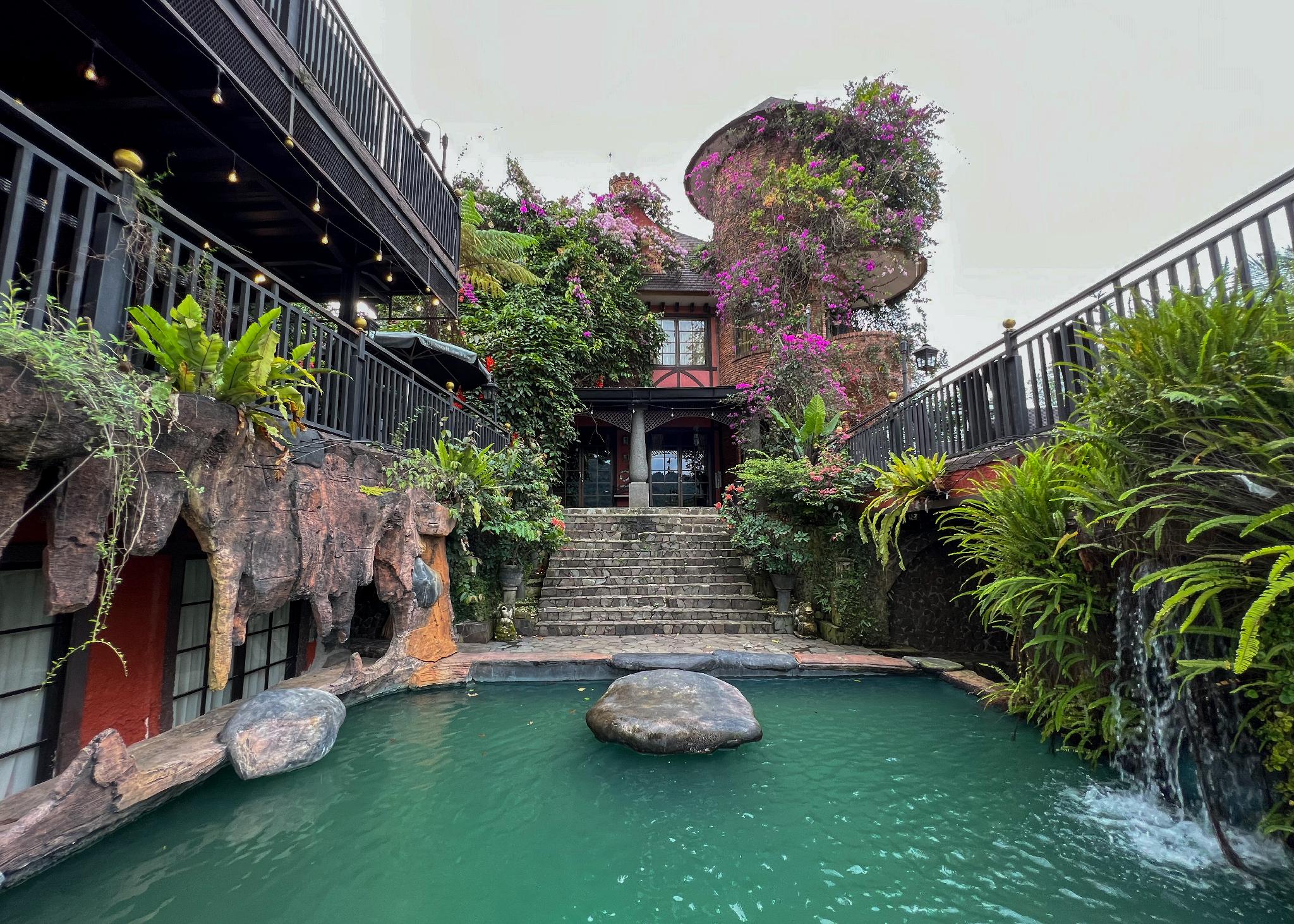 Edensor Hills Villa, Resort & Cafe 38/51
