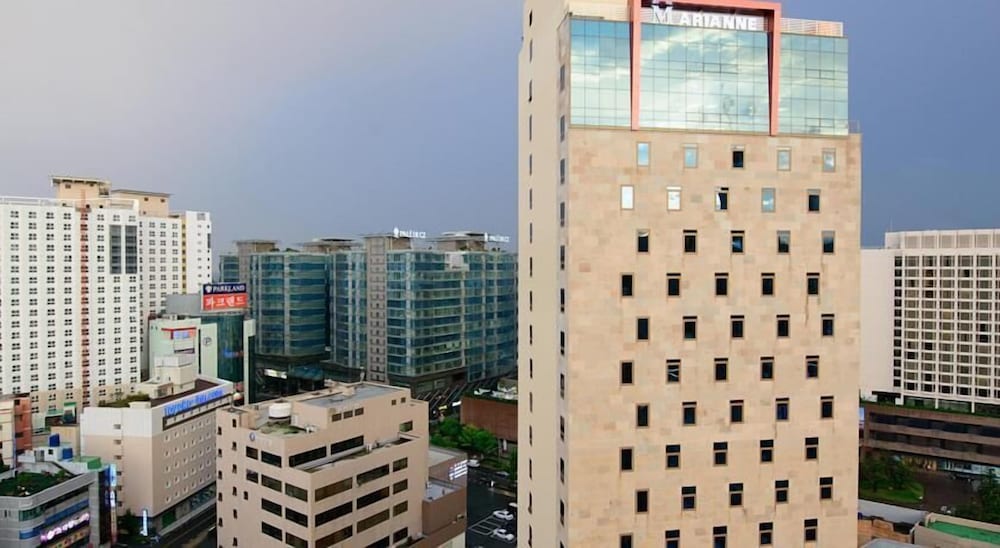 Marianne Hotel 5/40
