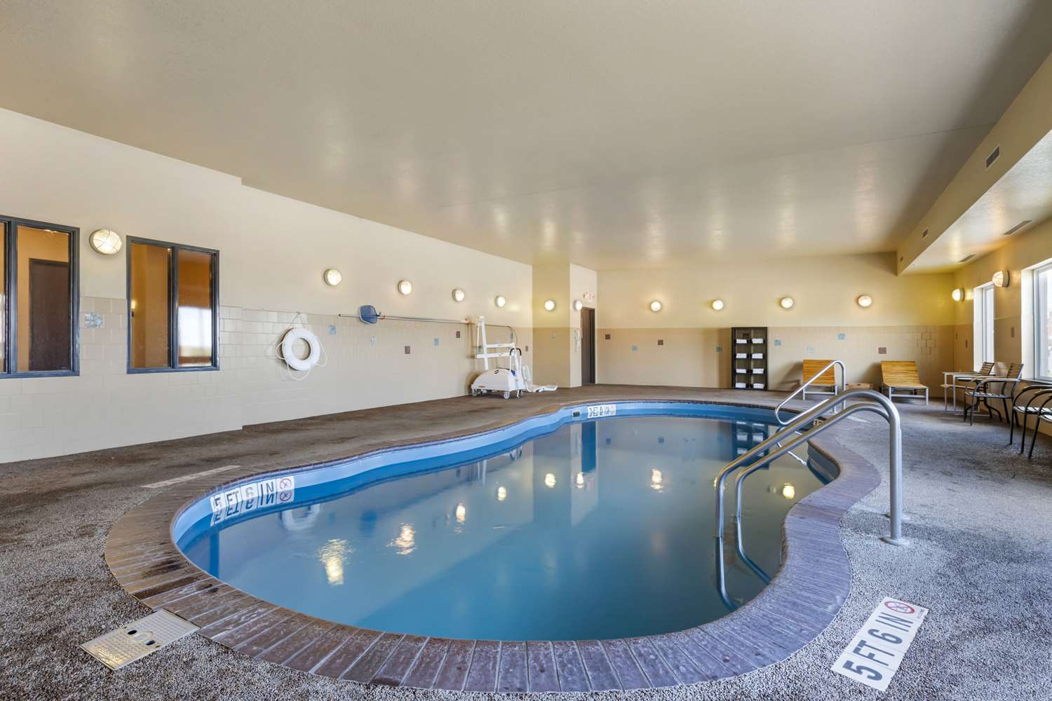 Sleep Inn & Suites Rapid City 16/35
