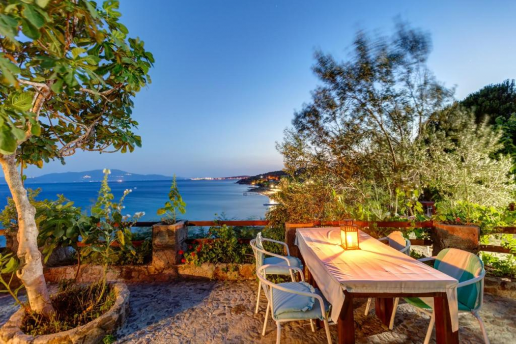 Assos Terrace Hotel 20/37
