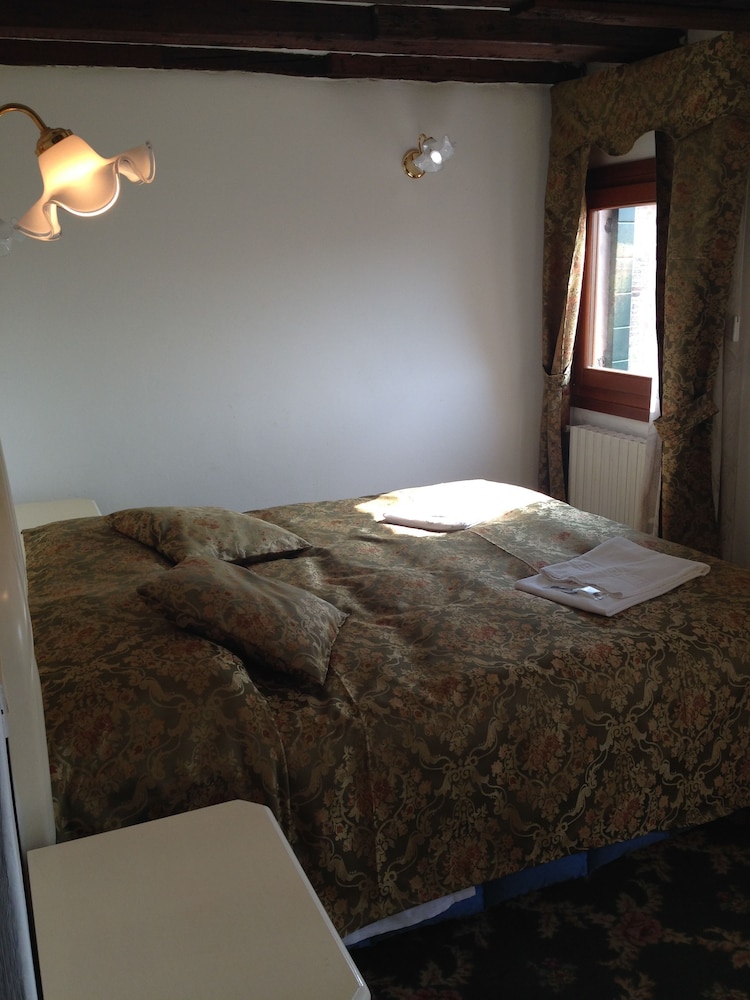 Casa Linger Hotel 28/51