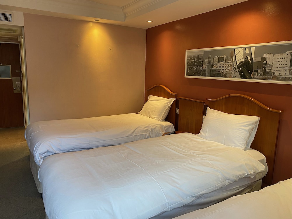 Airport Inn Manchester Hotel and Spa 25/71