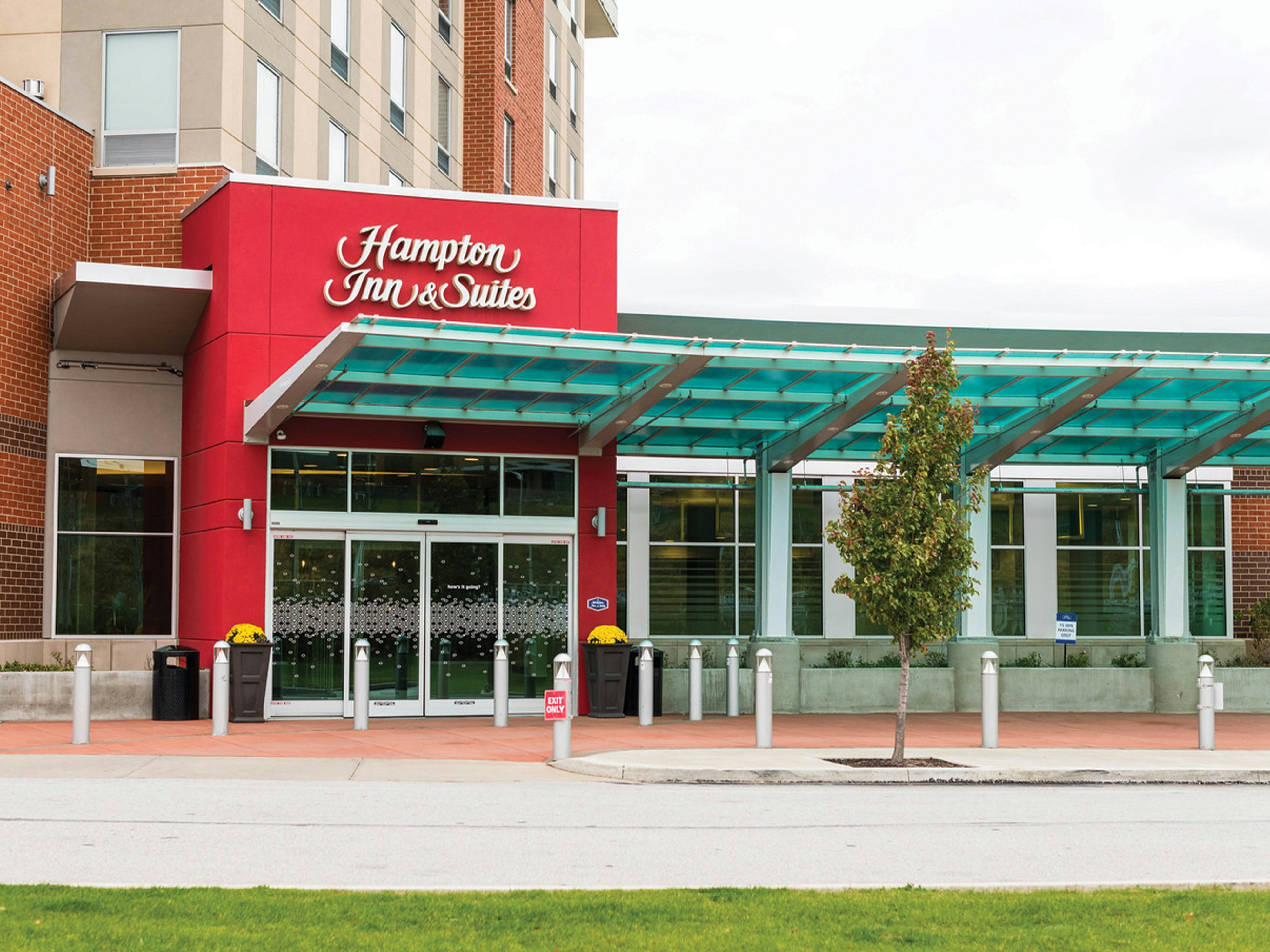 Hampton Inn & Suites Erie Bayfront 2/54