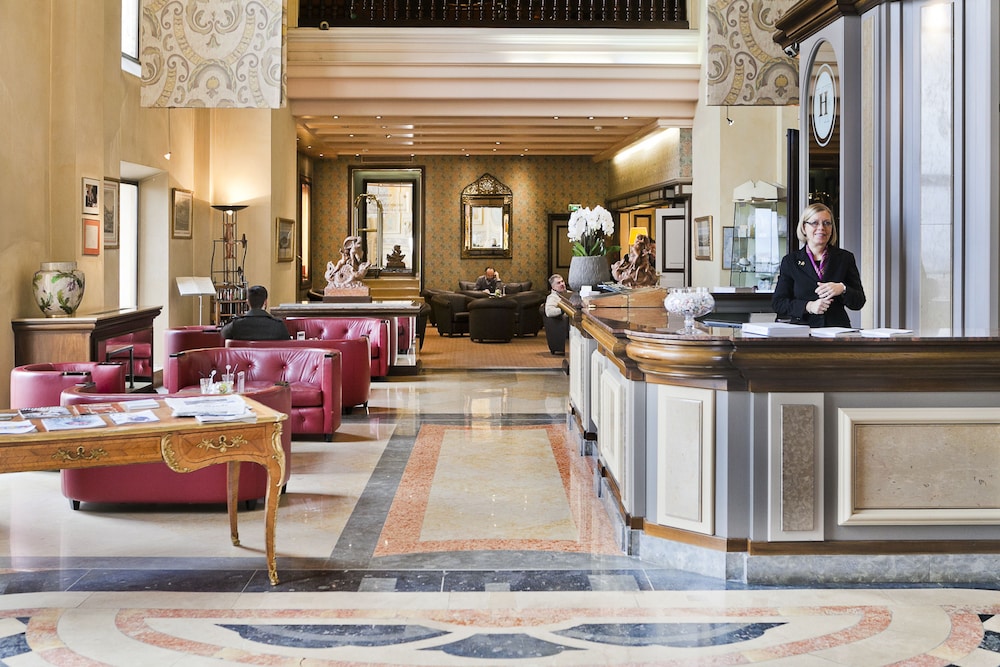 lobby