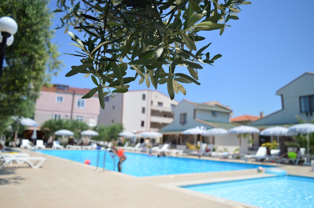 Afissia Garden Hotel 34/49