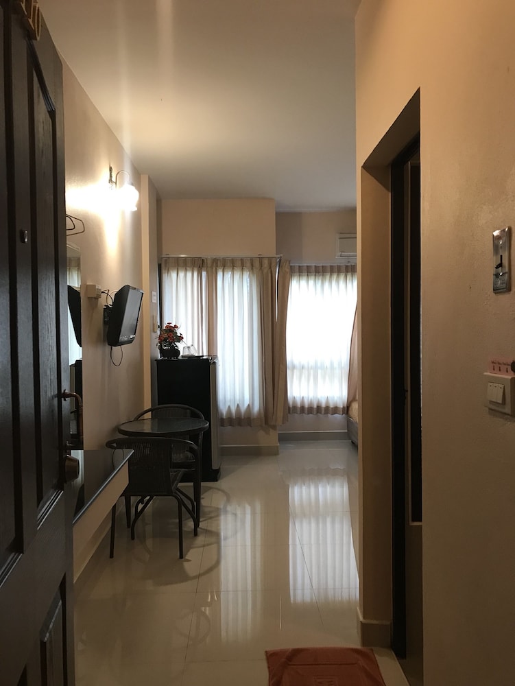 Ton Thong Resort Hotel 14/40
