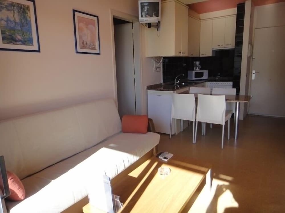 Comtat Sant Jordi Aparthotel 30/47