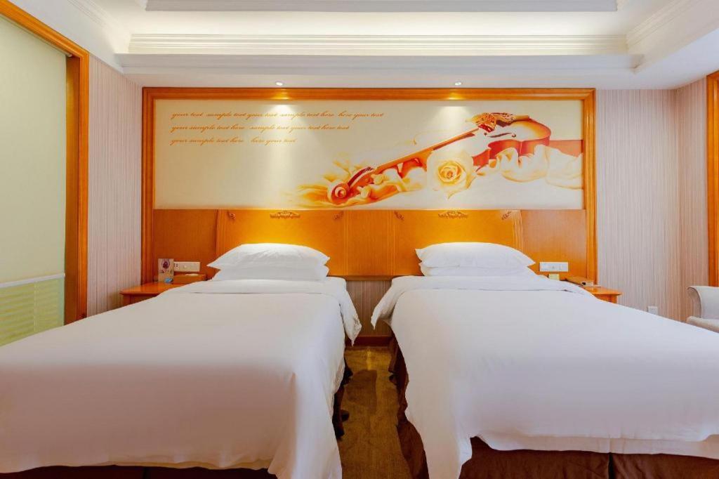 Vienna International Hotel Kunming (West Guangfu Road Station Branch) 34/48