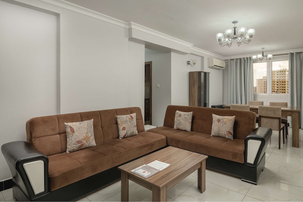 Golden Tulip Dar City Center 49/77