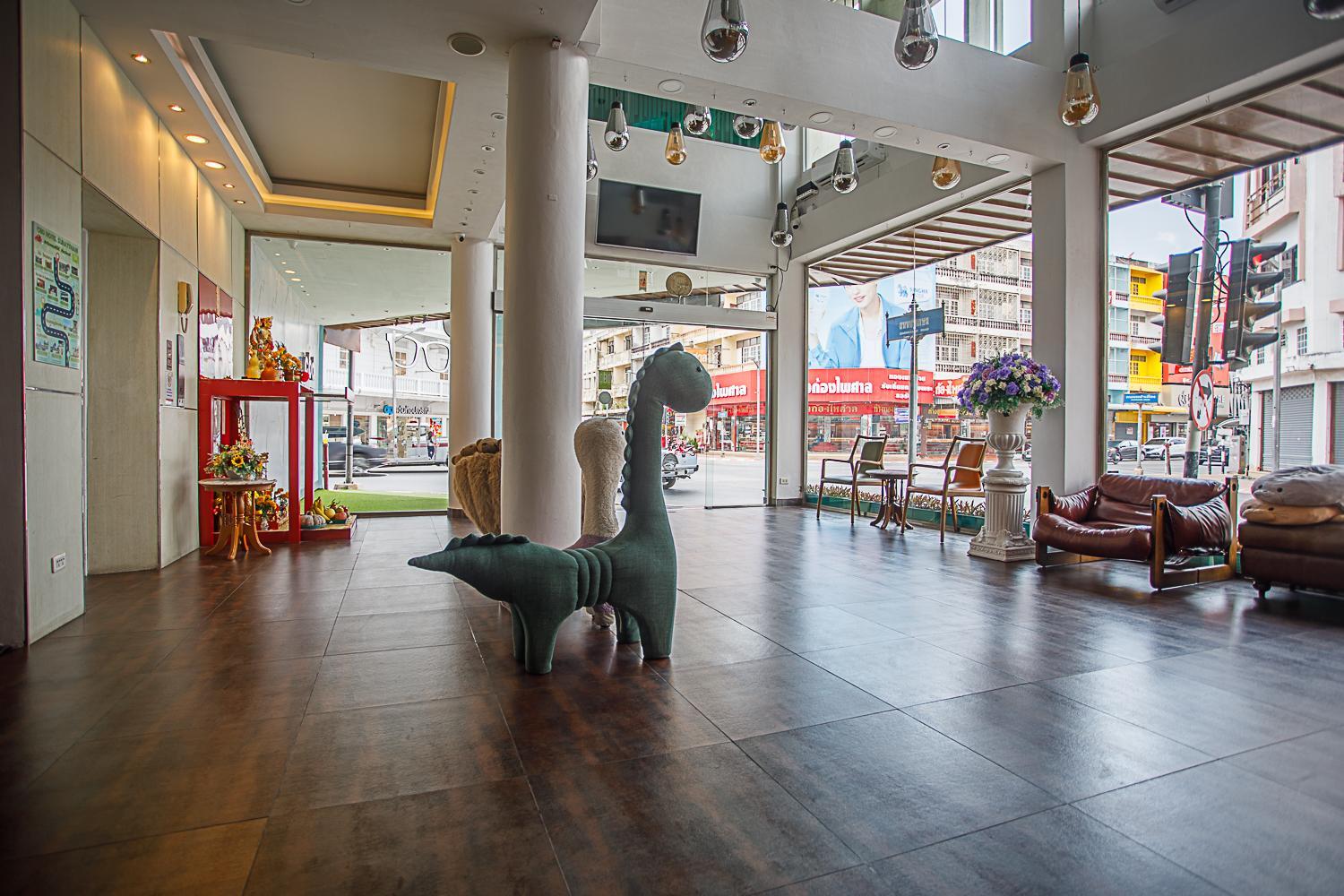 Cbd Hotel Suratthani 48/60