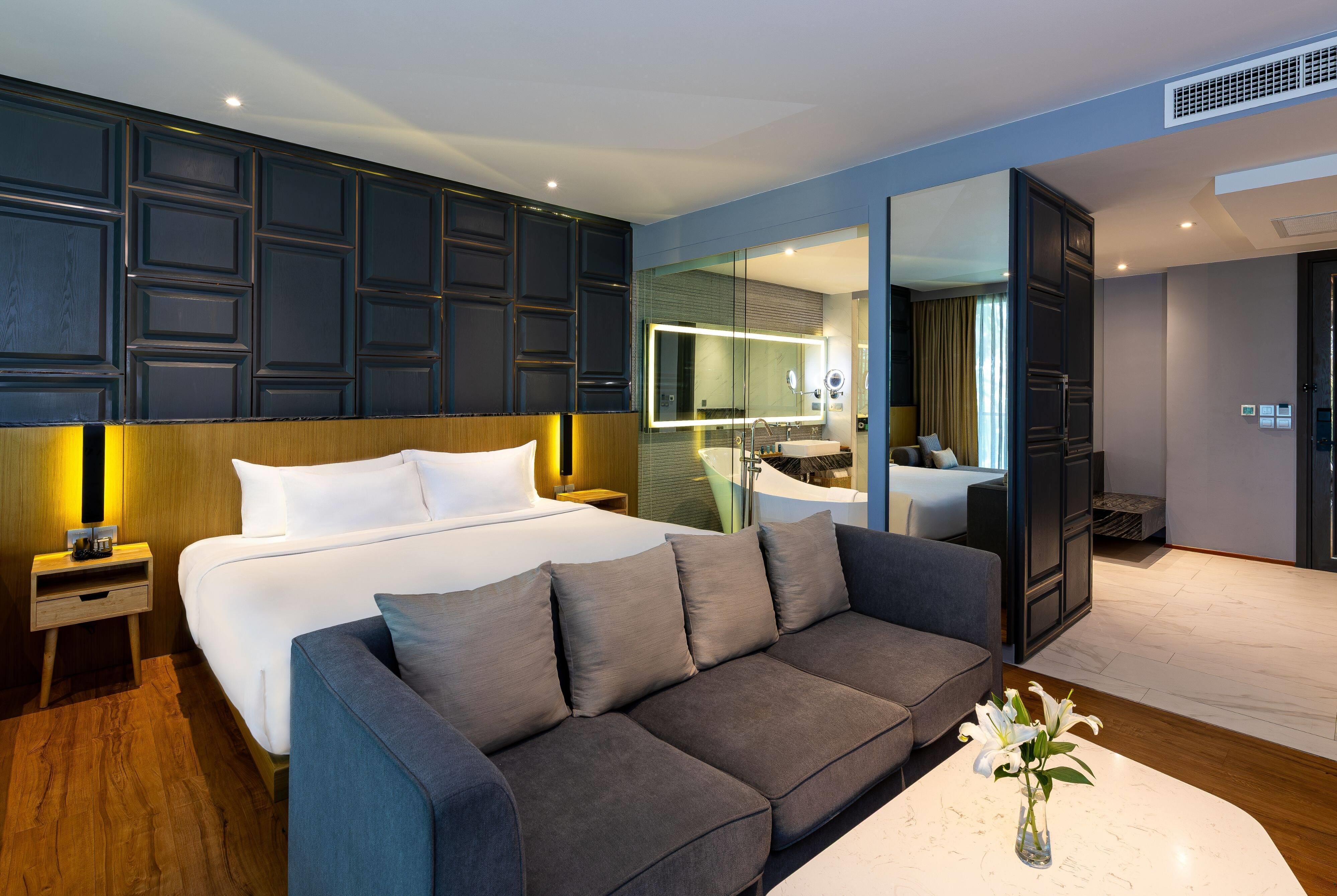 جناح، Wyndham Grand Nai Harn Beach Phuket 2/7