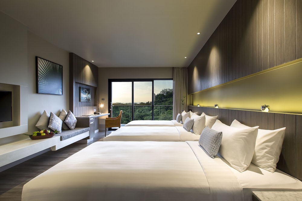 HOTEL IKON PHUKET 22/76