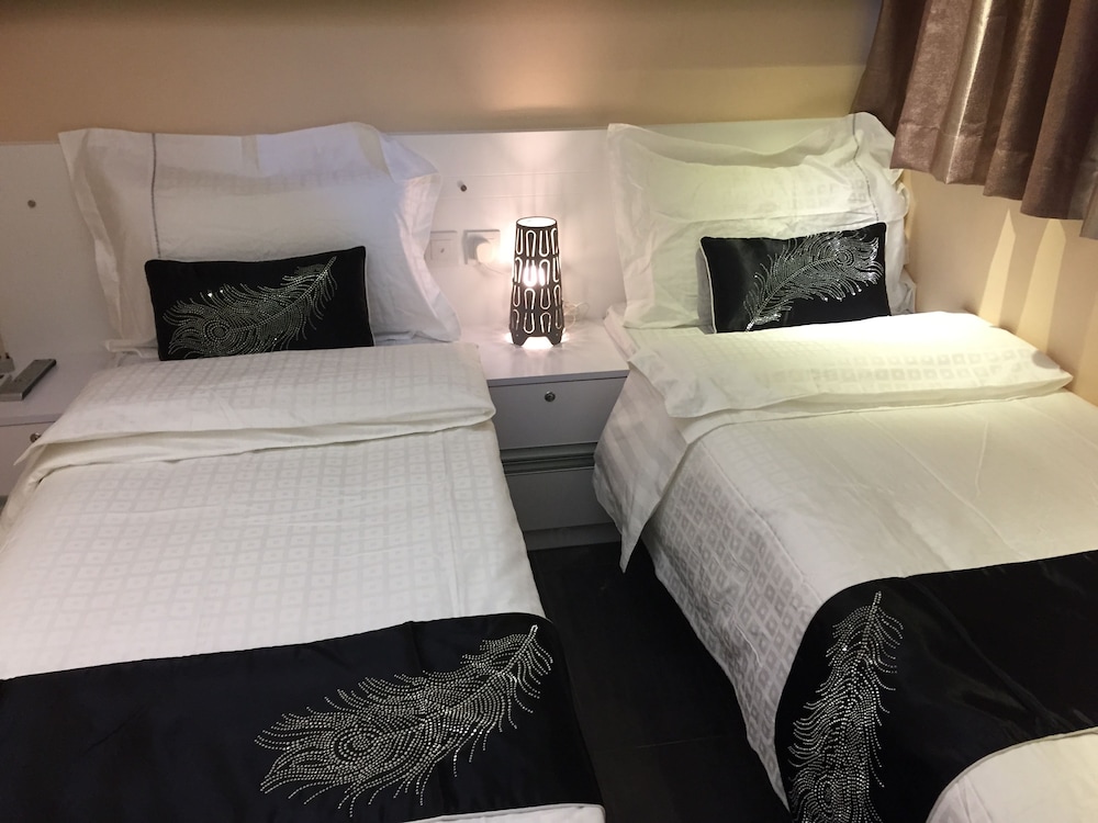 Seasons Hotel - Causeway Bay 33/55