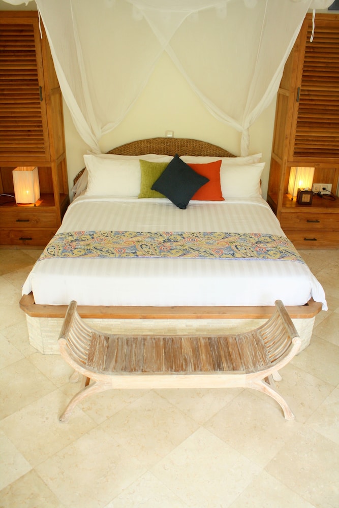 Mayana Villas 15/50