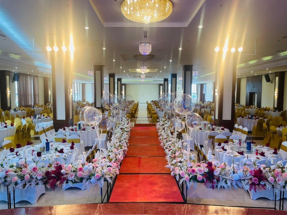Muong Thanh Grand Quang Tri Hotel 37/50