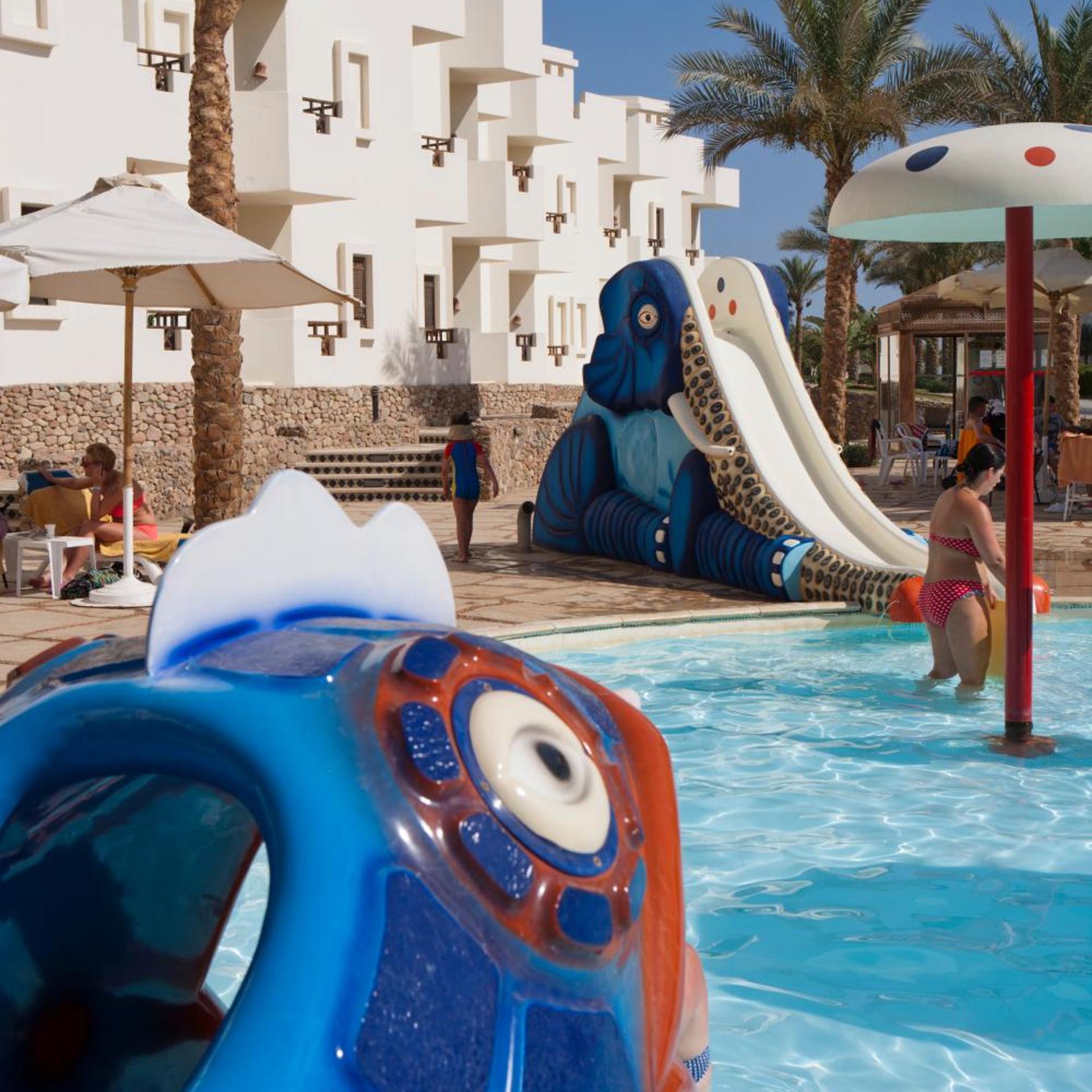 Sharm Resort 53/75
