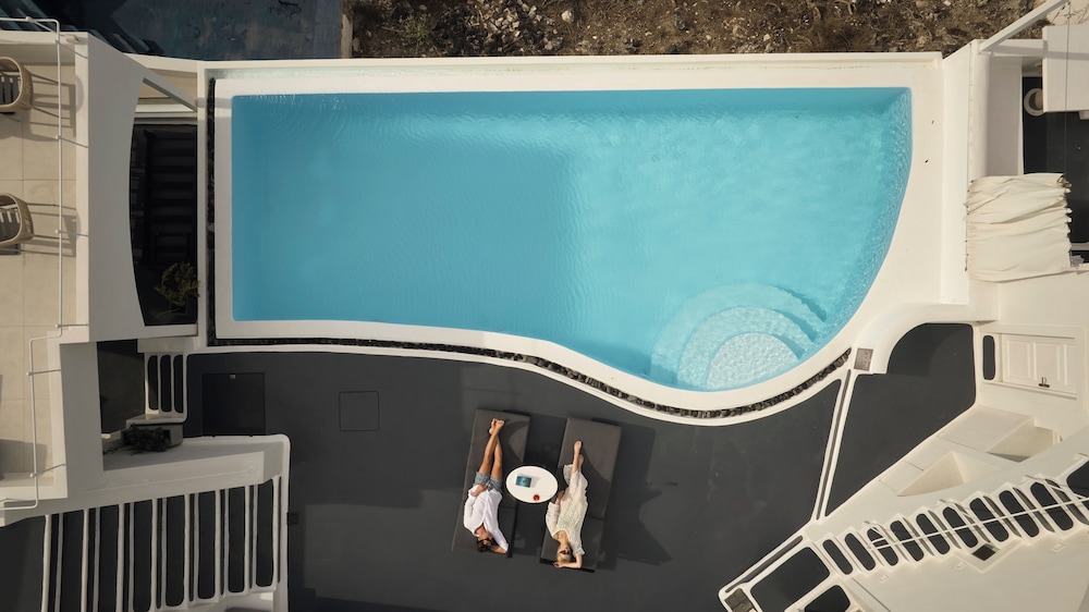 Cosmopolitan Suites - Adults Only 28/50
