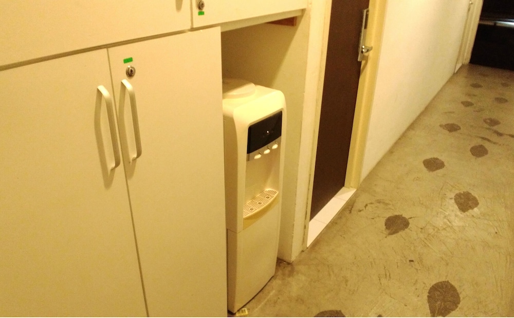 Apple 1 Hotel Gurney 23/61