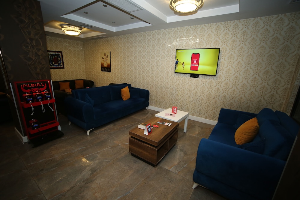 Grand Silay Hotel 34/50