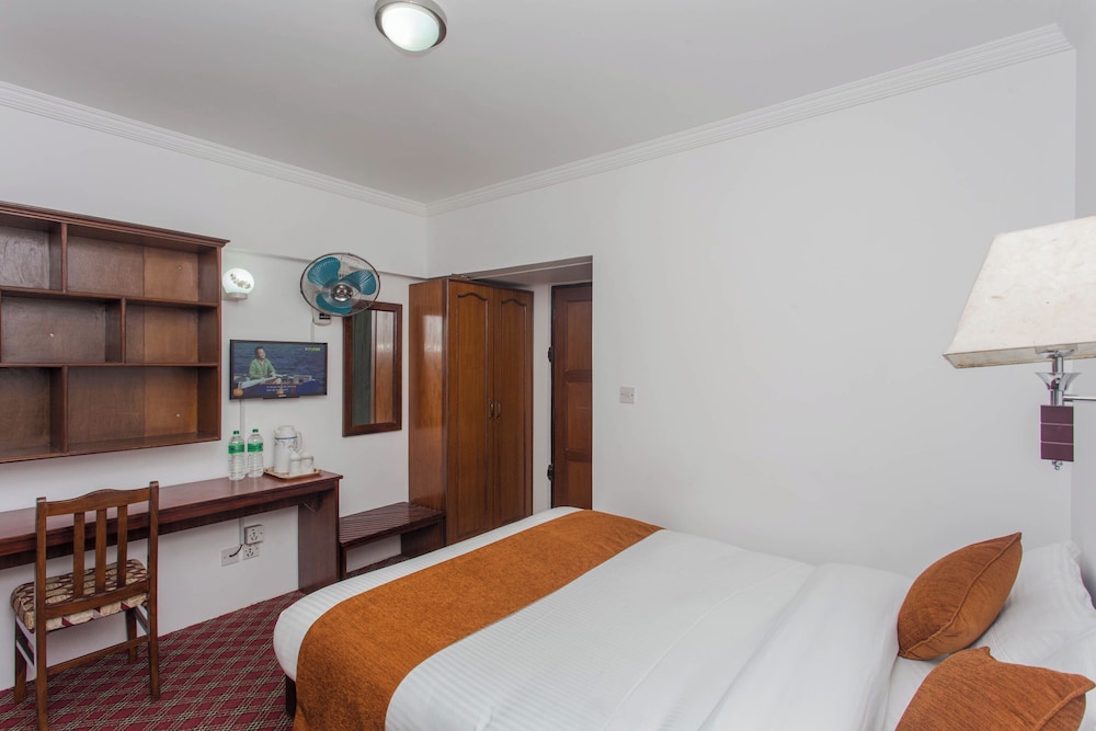 STANDARD, DOUBLE OR TWIN BED