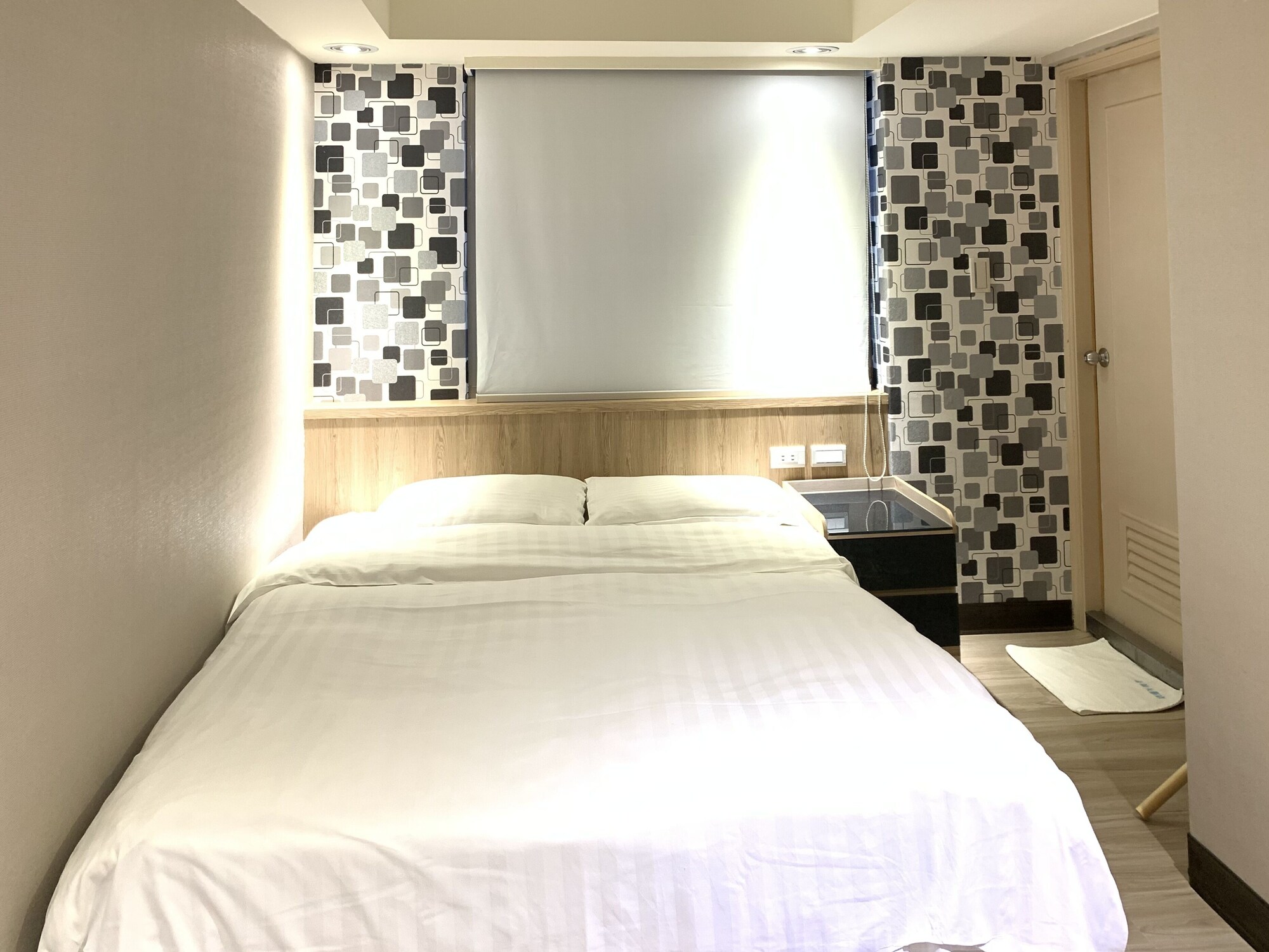 Star, Double Bed