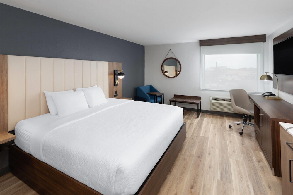 Hawthorn Extended Stay by Wyndham Springdale 11/34