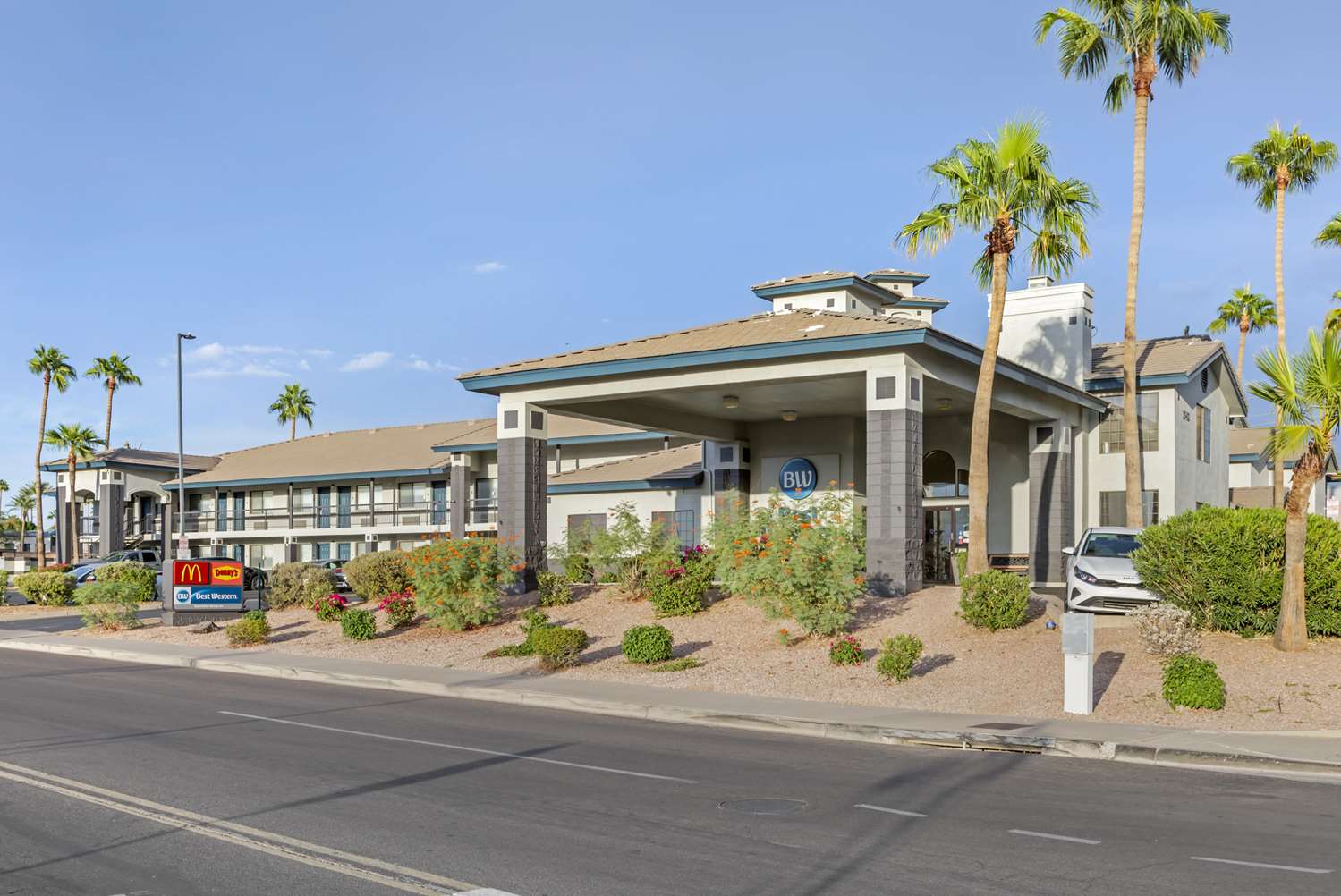 Best Western Superstition Springs Inn 11/14