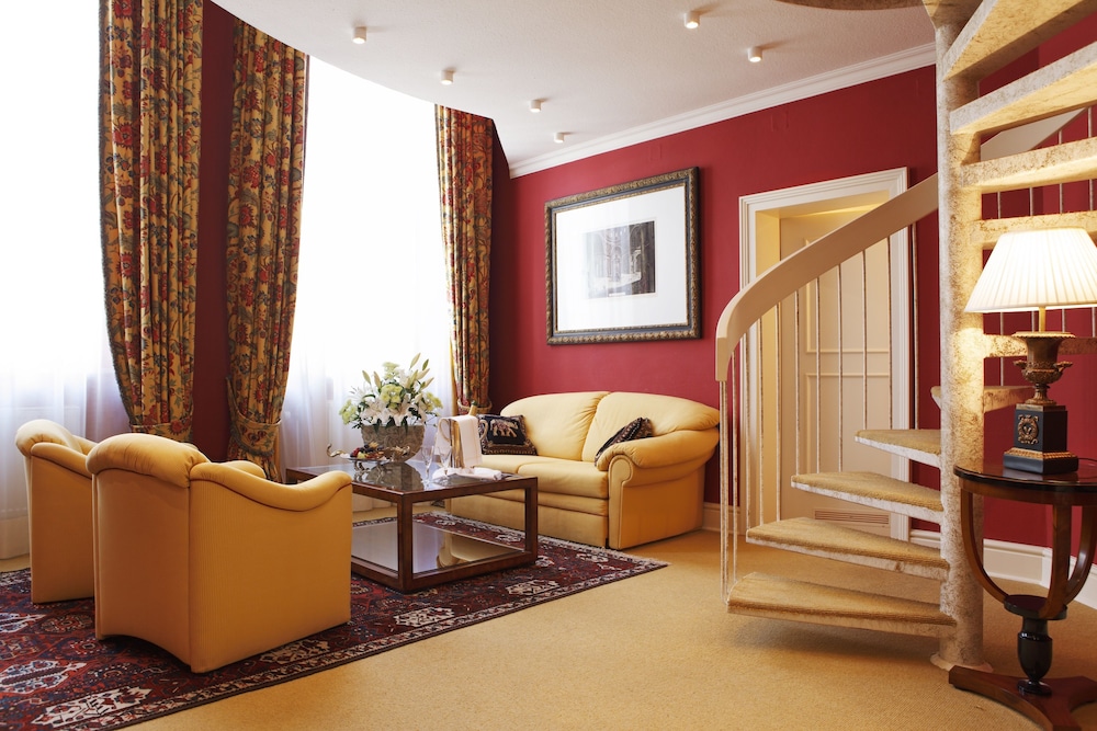 Goldener Anker Hotel 43/62