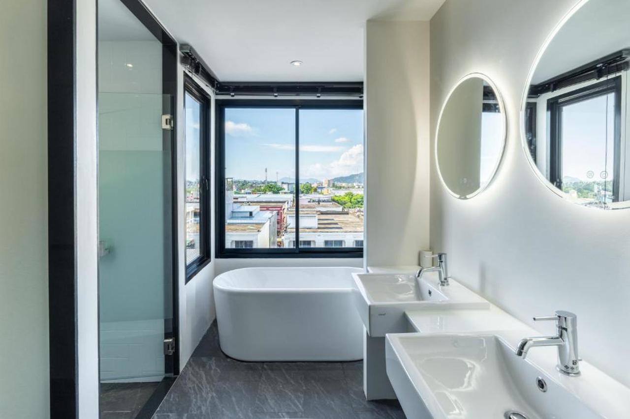 Blu Monkey Hub & Hotel Krabi Town 32/32