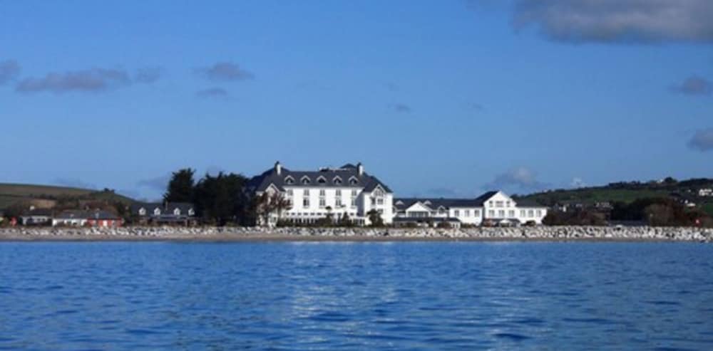 Garryvoe Hotel 51/53