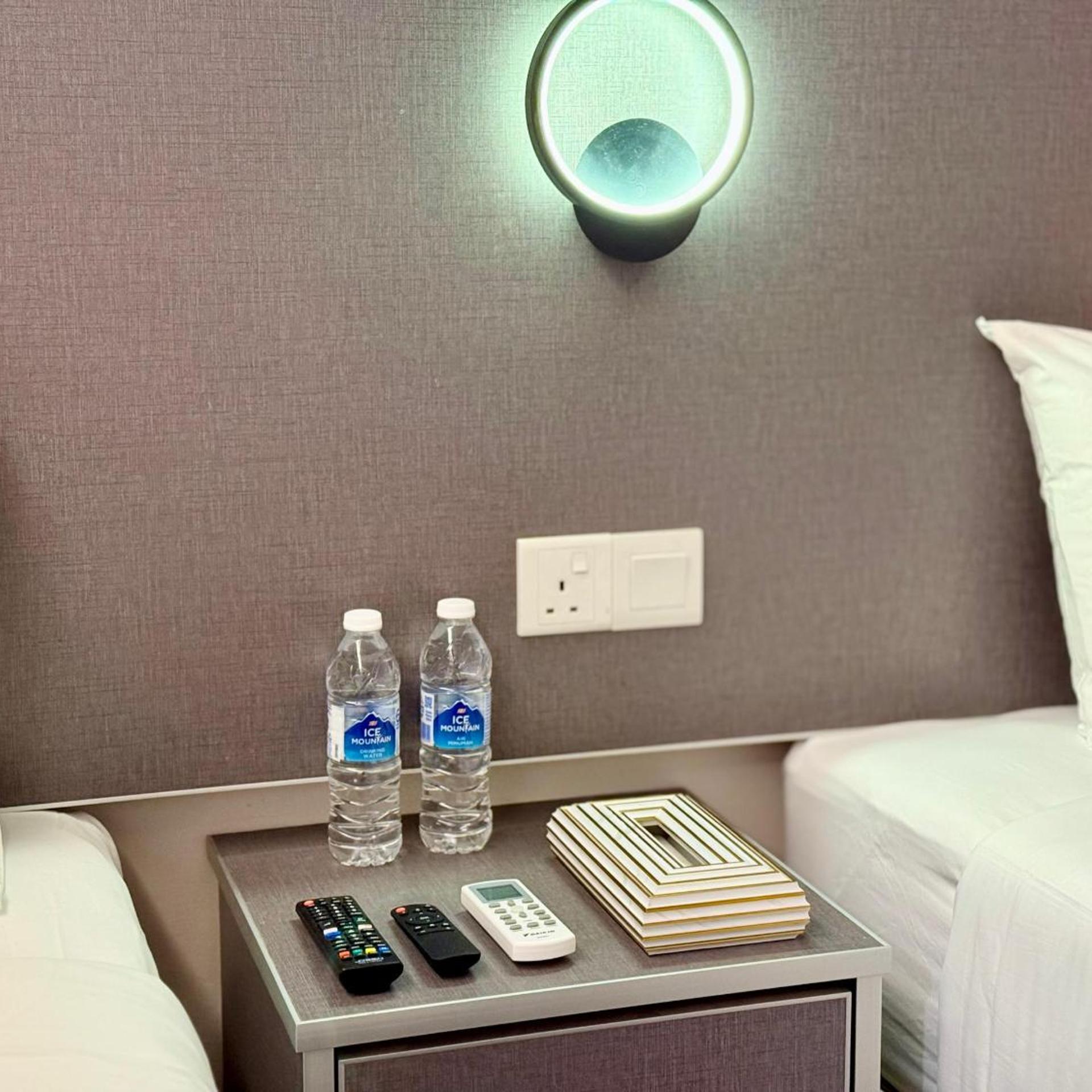 OYO 44043 First Garden Hotel 12/54