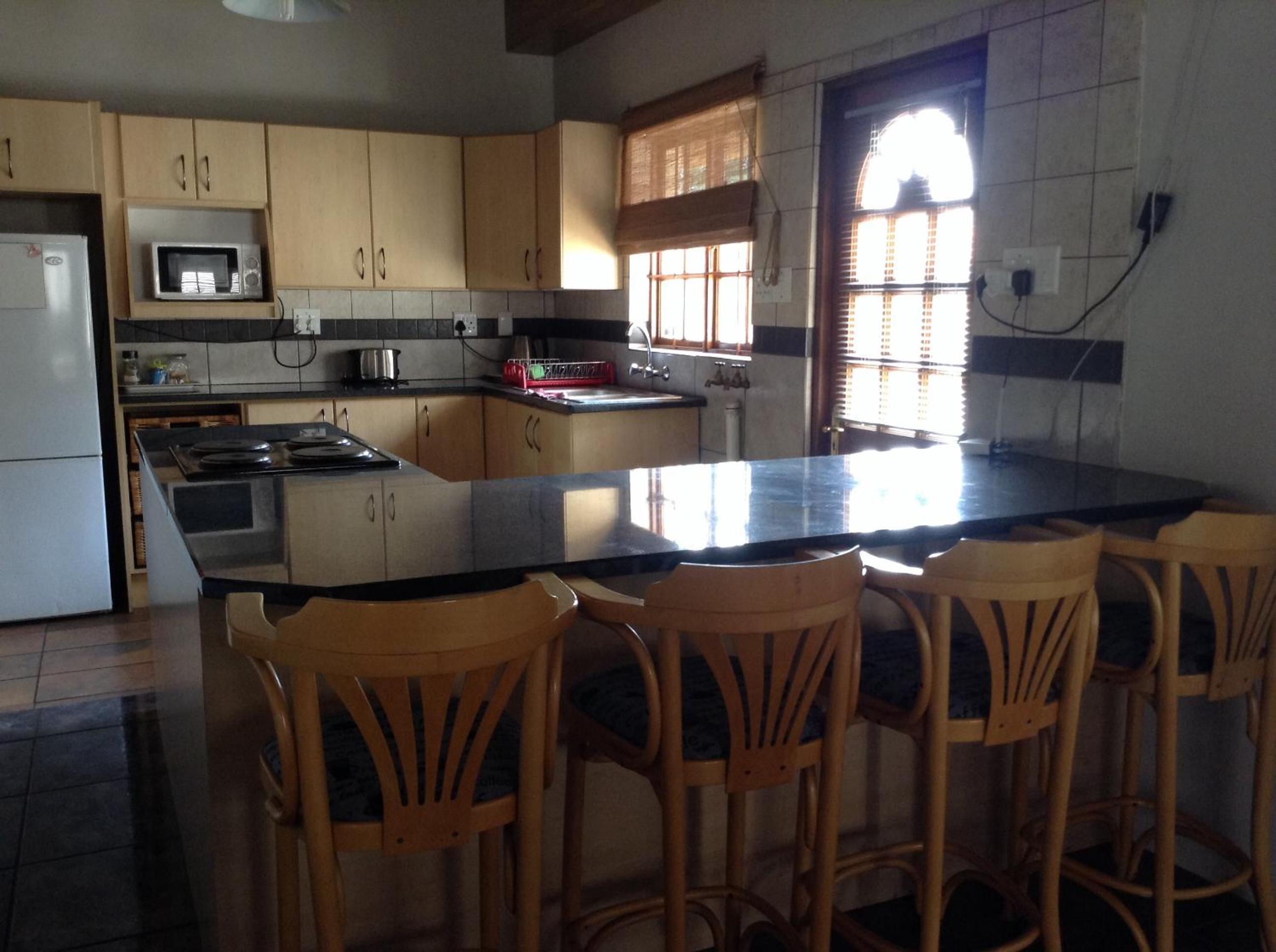 12 On Vaal Drive Guest House 7/15
