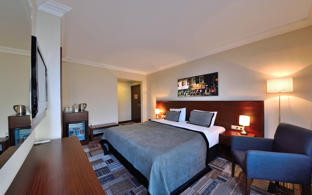 Tiara Termal Spa Hotel 26/77