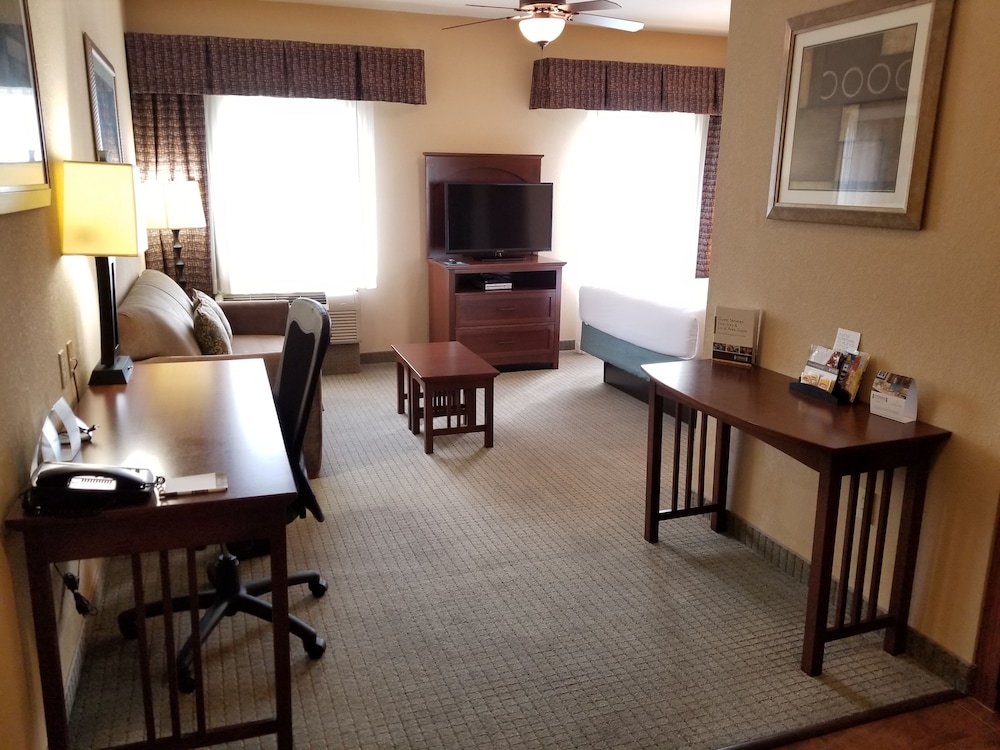 Staybridge Suites Rogers Bentonville 45/49