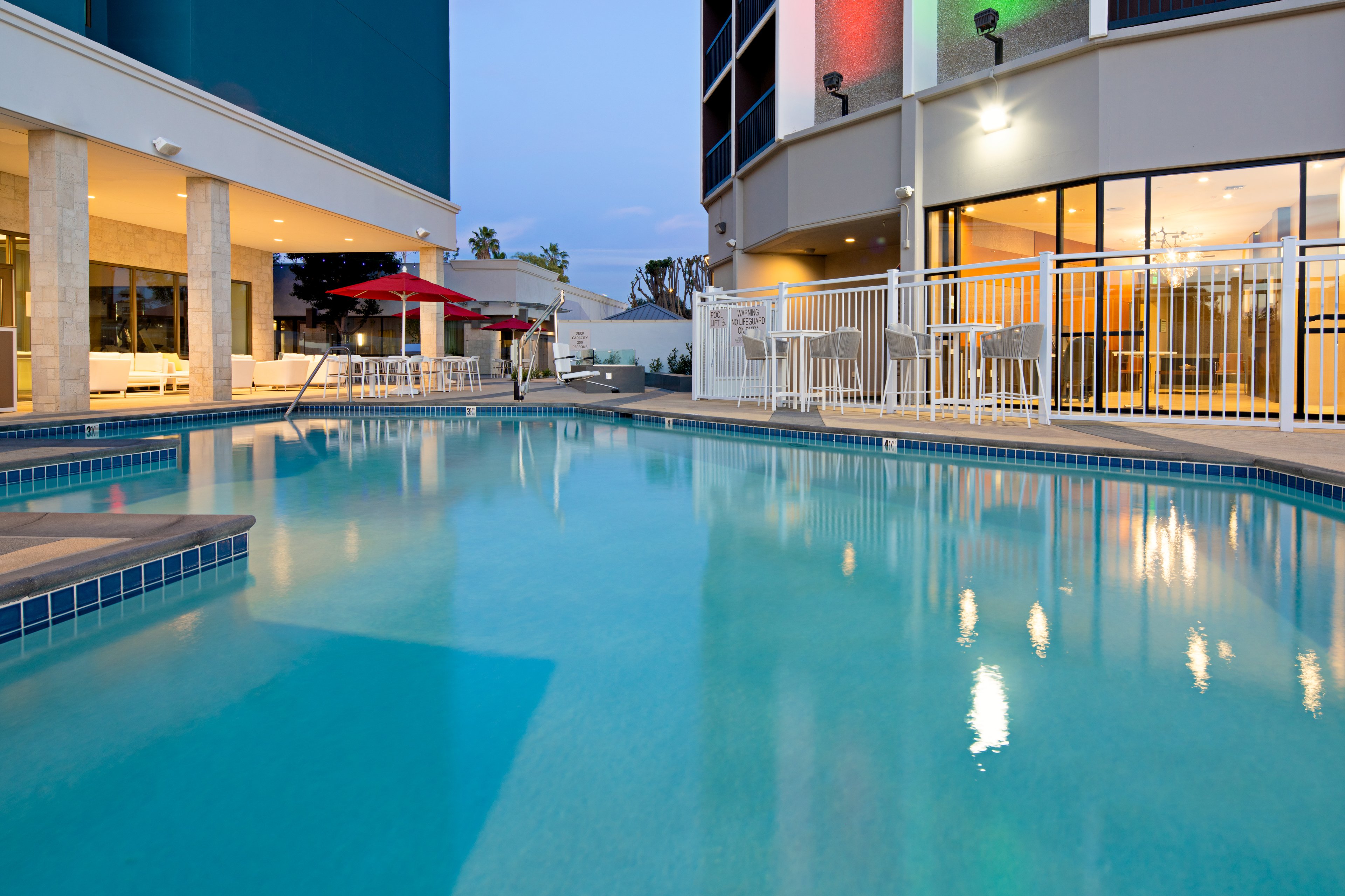 Staybridge Suites Long Beach Airport in LONG BEACH - CA