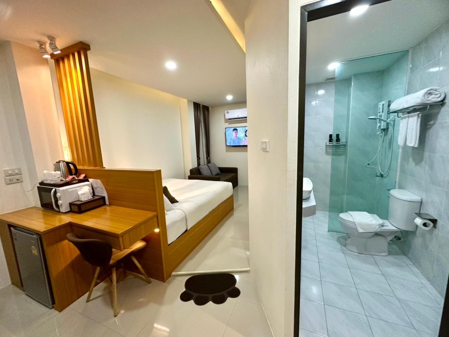 TJ Boutique Hotel 34/36